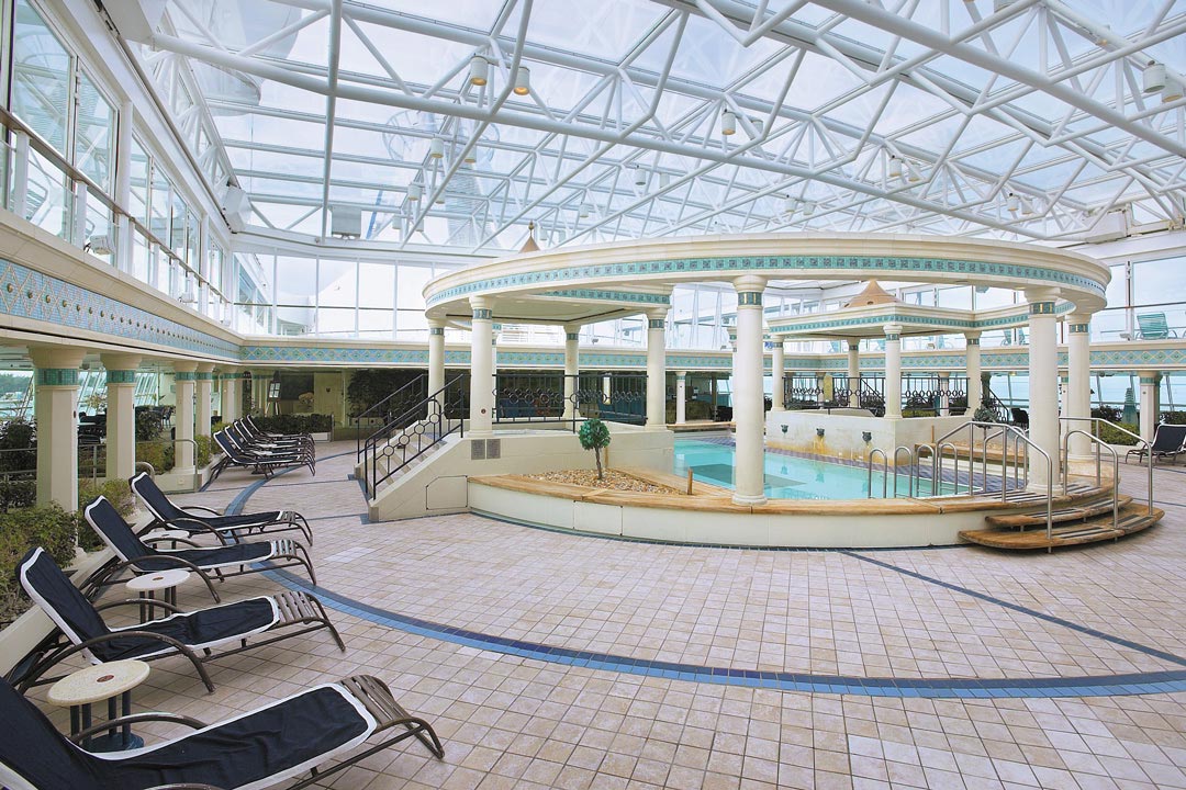 ENCHANTMENT OF THE SEAS CRUCEROS ROYAL CARIBBEAN CRUISES ROYAL CARIBBEAN INTERNATIONAL CREUERS CROCIERE BIDAIAK CRUCEROS CARIBE CARIBBEAN CRUISES CRUCEROS EN BARCO PEQUEÑO SMALL SHIP CRUISES #EnchantmentOfTheSeas #RoyaCaribbean #RCIcruises #Cruises #Cruceros #Creuers #Caribe #CrucerosCaribe #CaribbeanCruises #RoyalCaribbeanInternational #RoyalCaribbeanCruises 